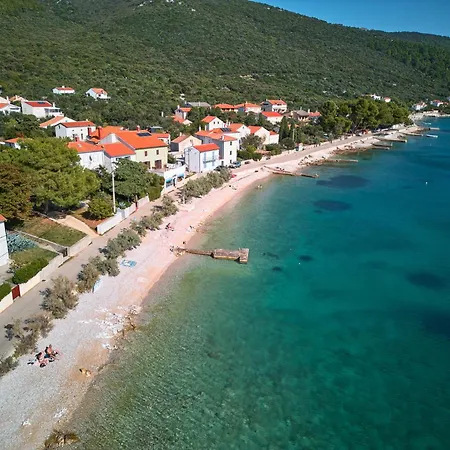 Apartmán Amazing House, 20 M From The Beach, 80 M2