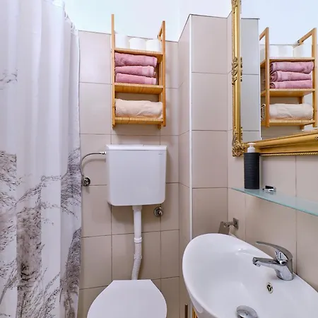 Amazing House, 20 M From The Beach, 80 M2 Apartmán Martinšćica